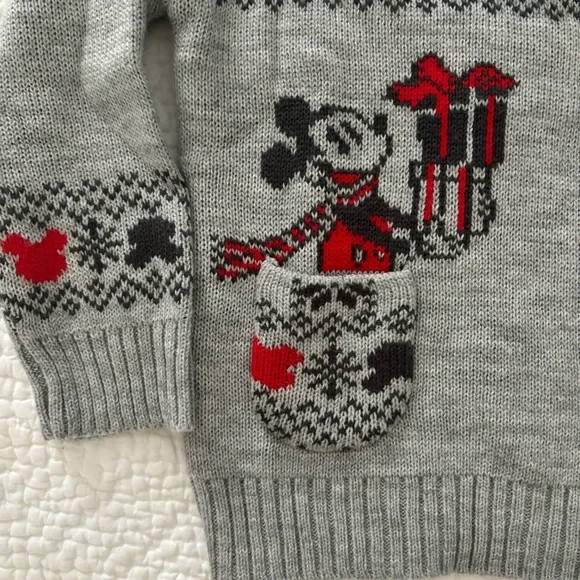 Disney Christmas Sweater 5T - Picture 4 of 6